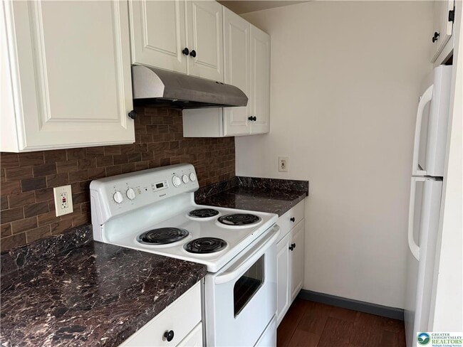 Photo - 1352 W Gordon St Unit 2nd Fl