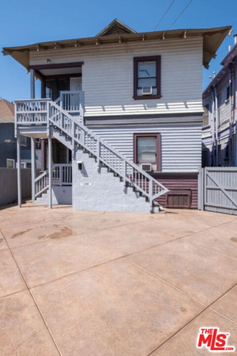 Photo - 1408 S Burlington Ave