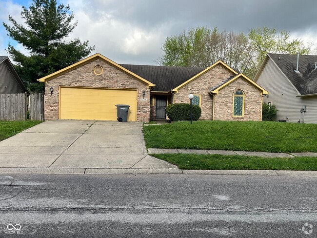 Building Photo - 2724 Granada Cir N Rental