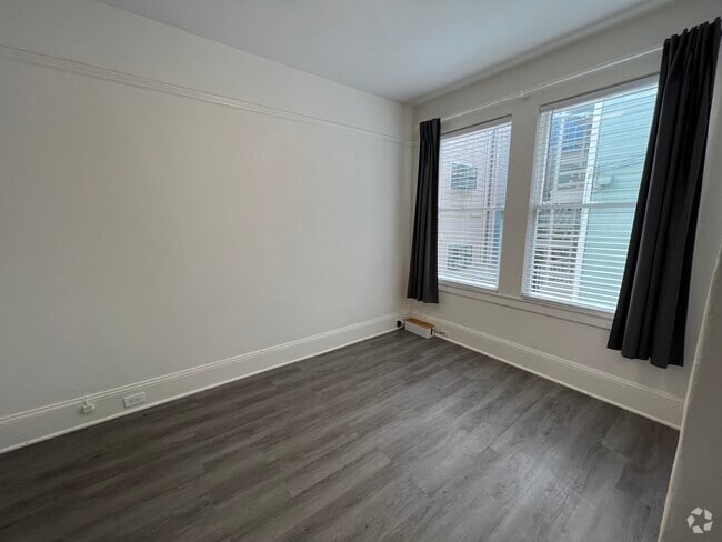 Building Photo - 14 Hodges Aly Unit 1 Bed 1 Bath Apartment
