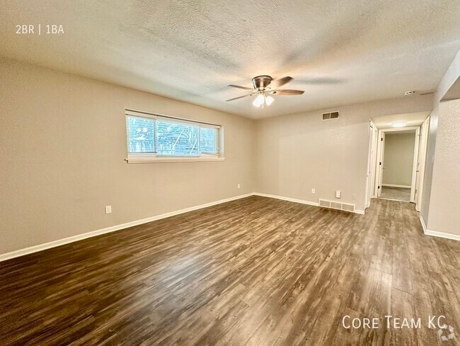Building Photo - 703 E 40th St Unit 8 Rental