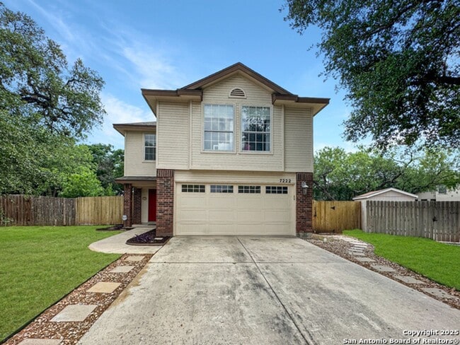 A beautifully remodeled 3-bedroom 2.5-bath... - A beautifully remodeled 3-bedroom 2.5-bath... House