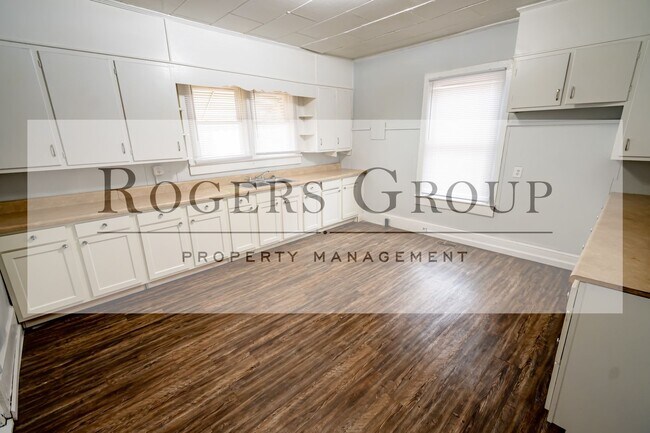 Photo - 433 Alexander Ave