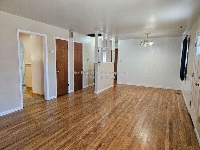 Photo - 2312 Mesa Ave