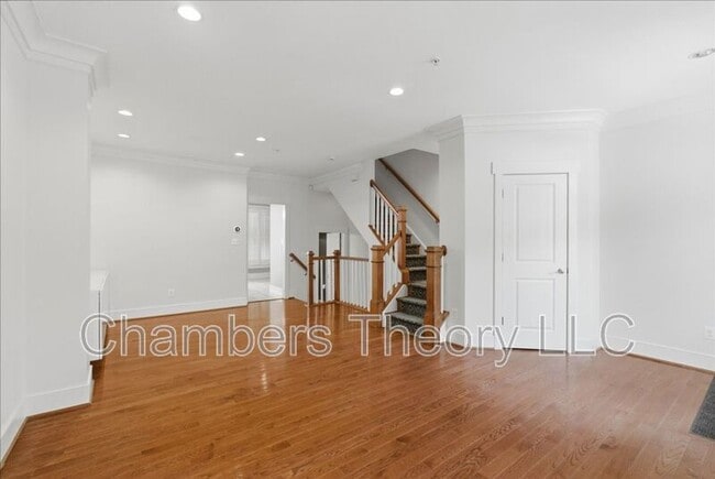 Photo - 2735 Linden Ln