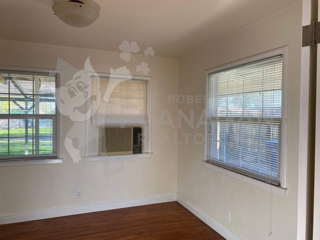 Photo - 2 Bedroom/ 1 Bathroom home.