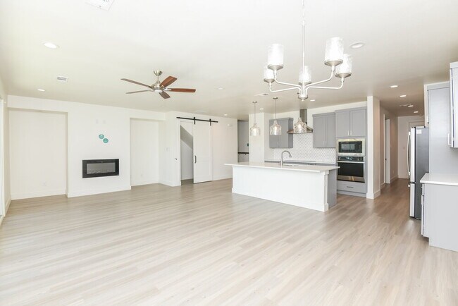 Photo - 7173 9th Hole Dr