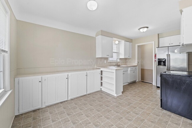 Photo - 2121 Euclid St