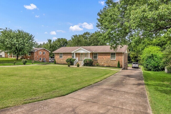 Photo - 108 Chiroc Rd Unit A