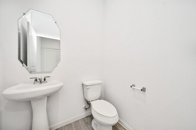 Photo - 14817 Ash Landing Dr
