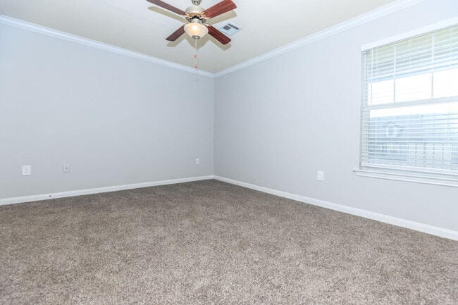 Photo - Oxbow Hill Country