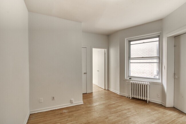 Photo - 3495 Av. Van Horne Unit 309