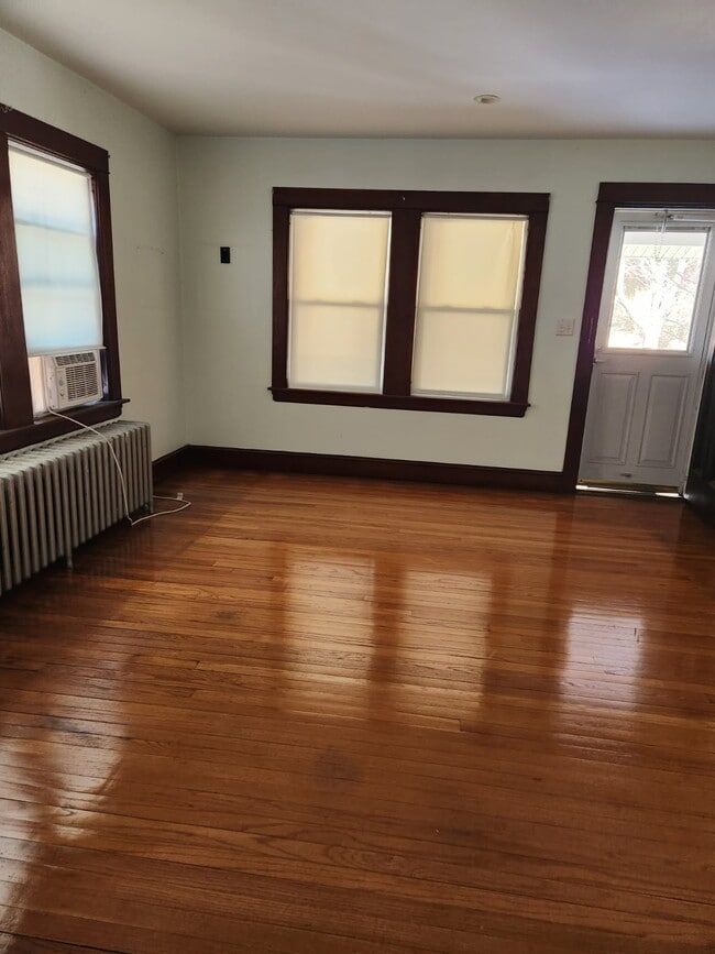 Building Photo - 29 Broad Street Pl Unit 29 Broad St. Pl.