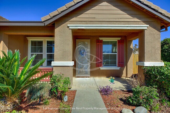 Photo - Beautiful 4 BD 2 BA Lincoln Home