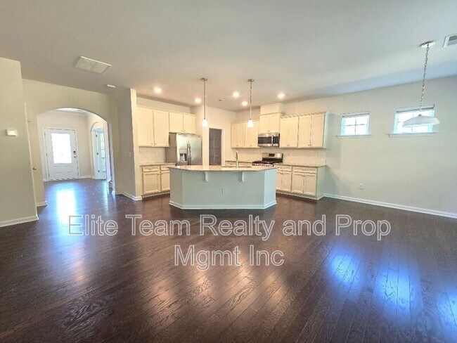 Photo - 14611 Murfield Ct