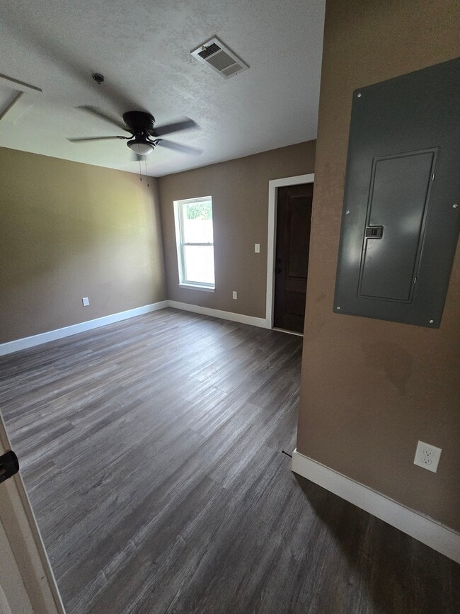 Photo - 2017 E Canal St Unit Apt. C