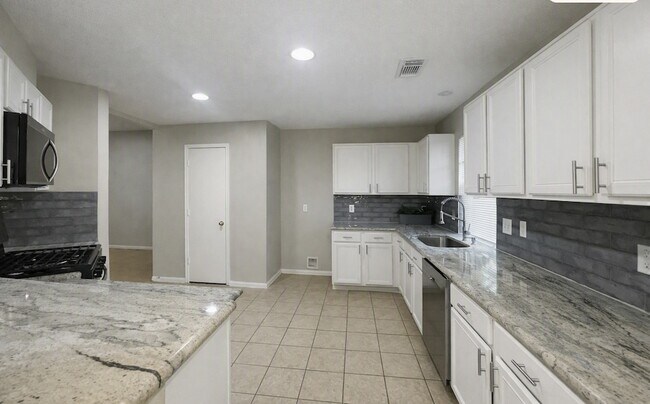 Photo - 17150 Summer Hollow Dr