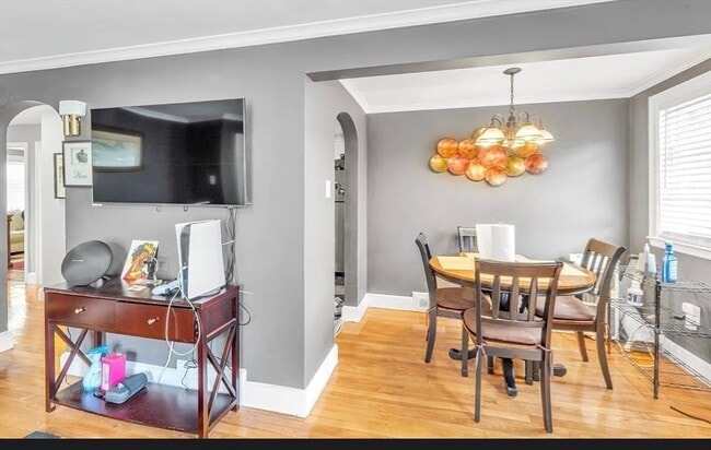 30 Bateman St Unit 2