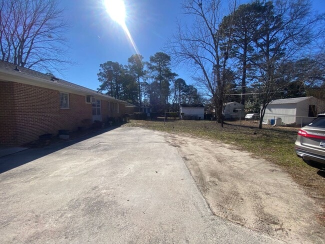 Photo - 1011 Veterans Rd