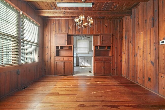 Photo - 2308 Cherokee Dr