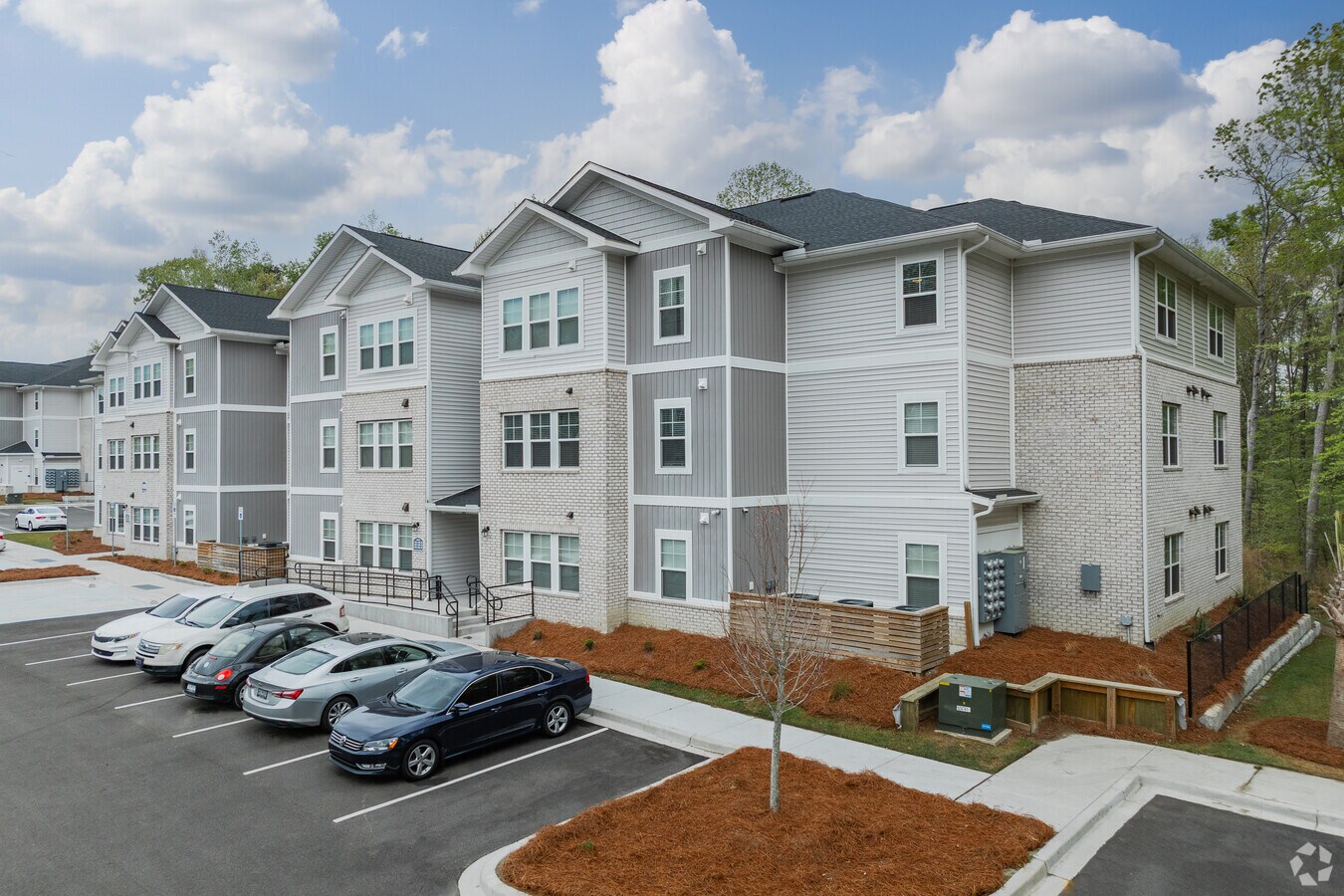 Photo - Blue House Commons