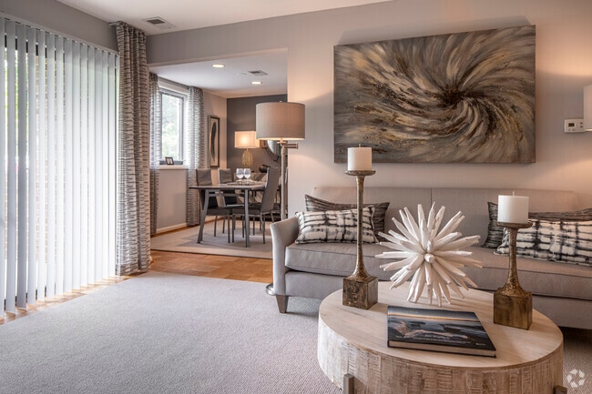 3BR,2BA-1263sf - Mays Chapel Village Apartments