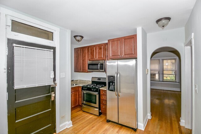 Photo - 2111 W Ainslie St Unit N2