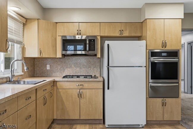 Photo - 46 Stanley St Unit 2