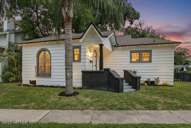 Photo - 2963 Remington St
