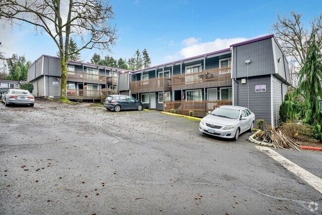 Building Photo - FIRST MONTHS RENT FREE! 2 bedroom 1 bath!! Rental