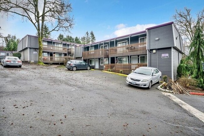FIRST MONTHS RENT FREE! 2 bedroom 1 bath!! - FIRST MONTHS RENT FREE! 2 bedroom 1 bath!! House