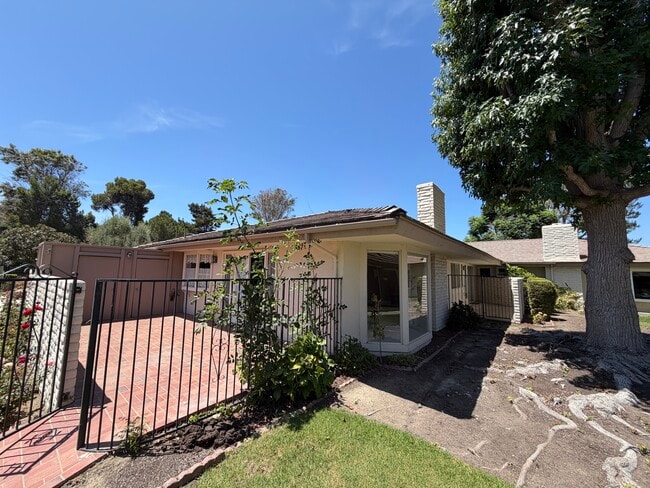 Building Photo - 27111 Capote de Paseo Unit C