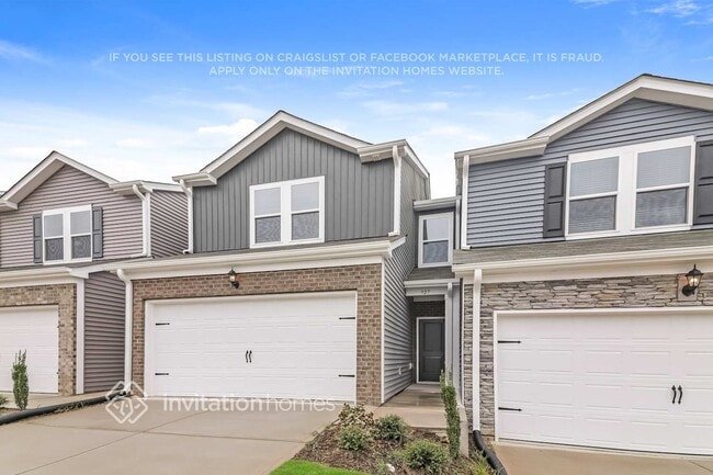 Building Photo - 927 Greenville Wy