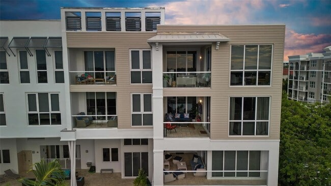 Photo - 120 SE 19th Ave Condo Unit 404