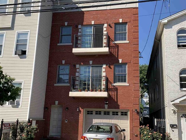 Photo - 48 Belmont Ave House