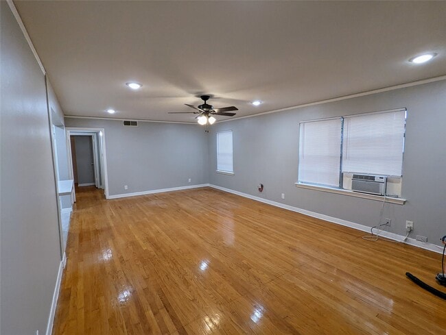 Photo - 4714 Oakshire Dr Unidad 2