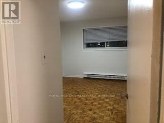 Photo - 945 Simcoe St N Unité 107