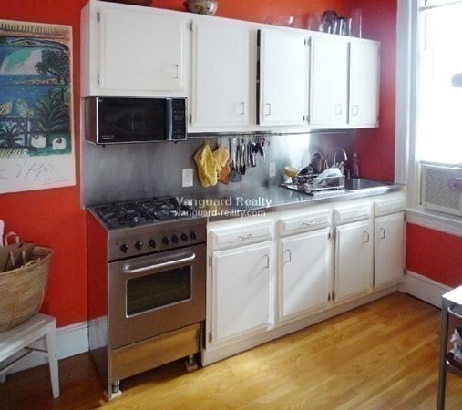 Photo - 1060 Beacon St Unidad 15