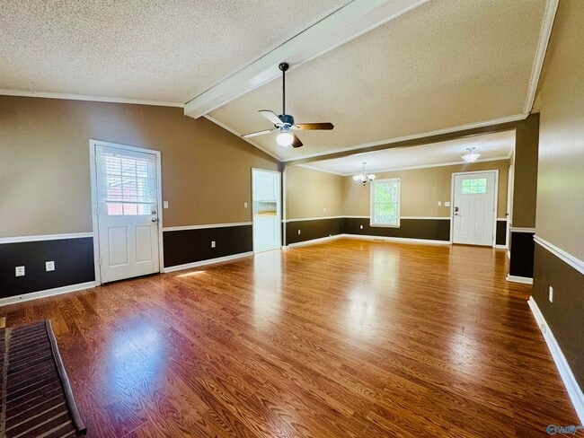 Photo - 268 Pops Corner