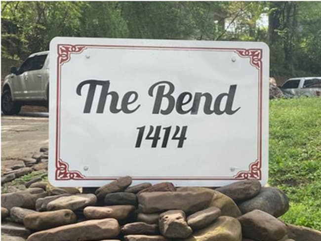 Photo - 6 Bedroom Pierce Ave