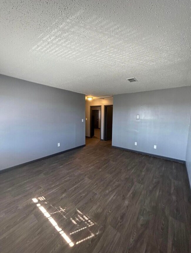 Photo - Crossplex Triplex Unit A