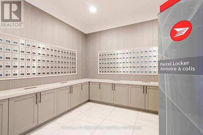 Photo - 75 King St E Unit 510