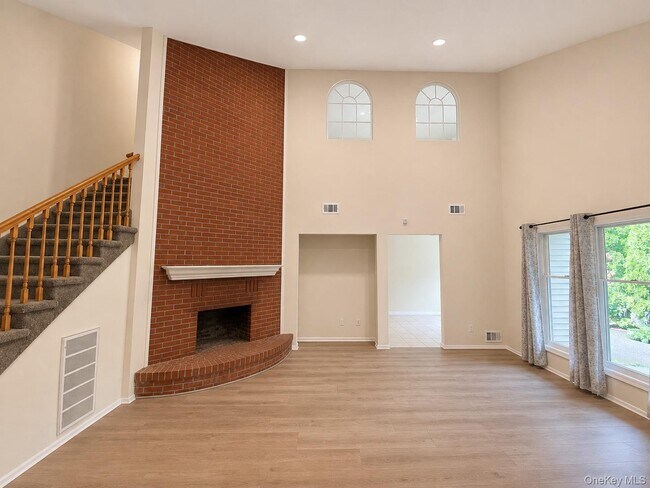 23 Weathervane Way