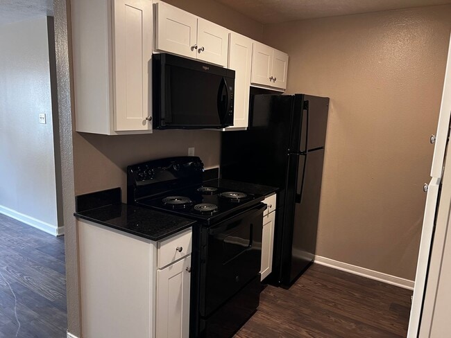 Photo - Brazos Point Apartments