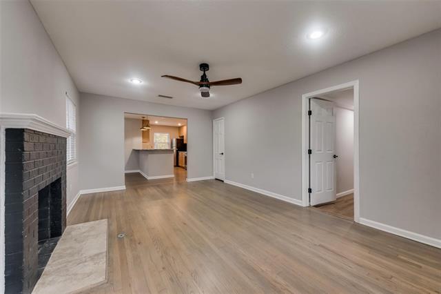 Photo - 2711 Avon St