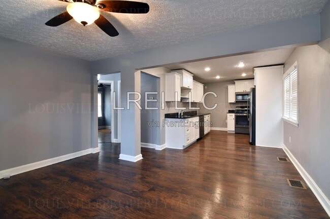 Photo - 10815 Alberta Dr