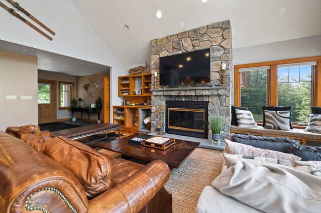 Photo - 196 Black Mountain Rd Unidad ID1262025P