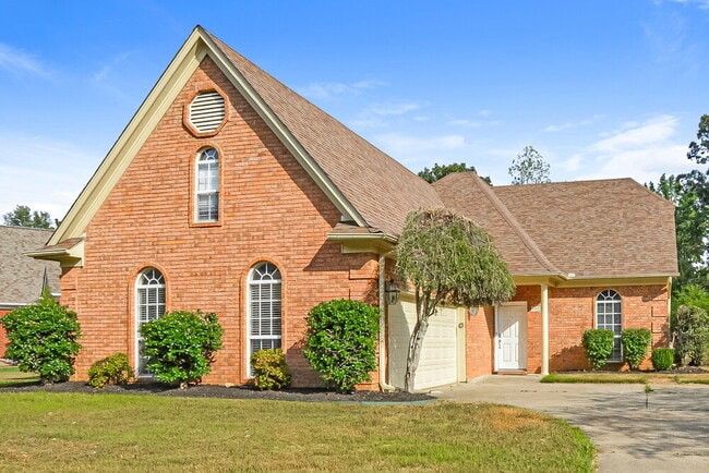 3710 Shelby Cove
