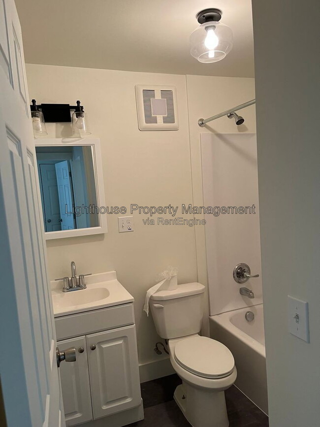 Photo - 917 Pearl St Unit 12