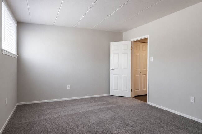 The Cascades Apartments and Townhomes